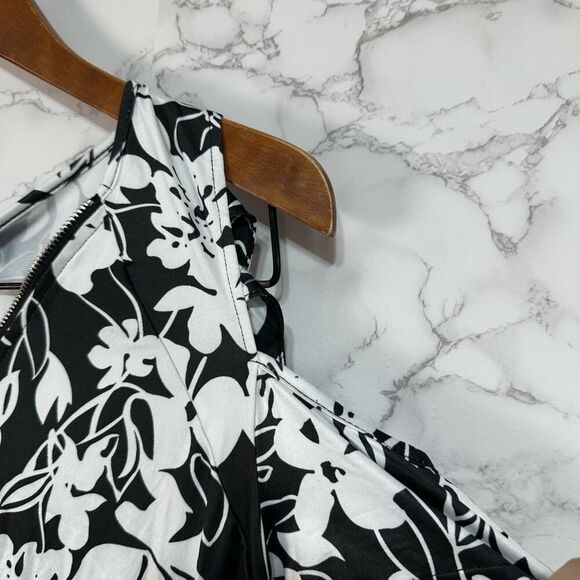 Simple Favor Women’s Blouse Top sz L Cut Out Floral NEW #F512 - Picture 7 of 9